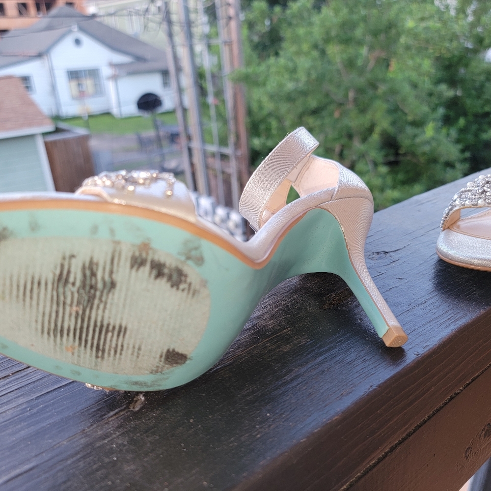 Blue by Betsey Johnson Women's Sb-Gina Dress Sandal - Size 9M - Picture 4 of 4
